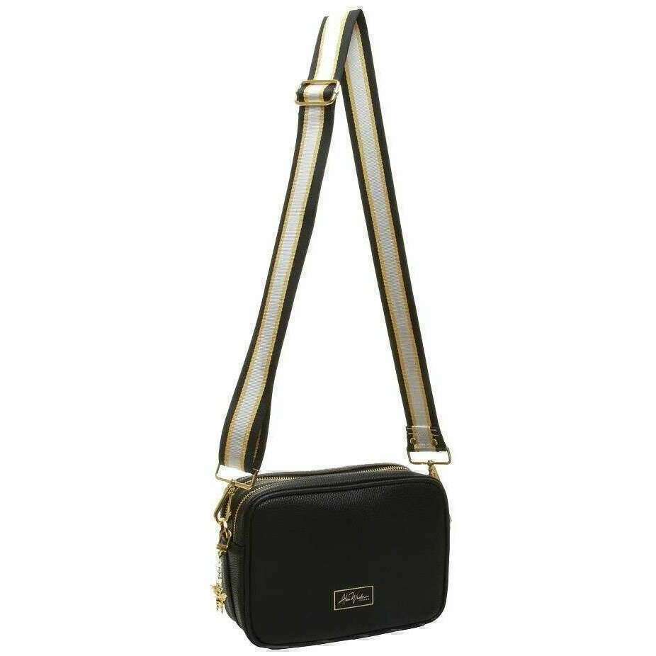 Alice Wheeler London Soho Camera Crossbody Bag - Black - Image 2