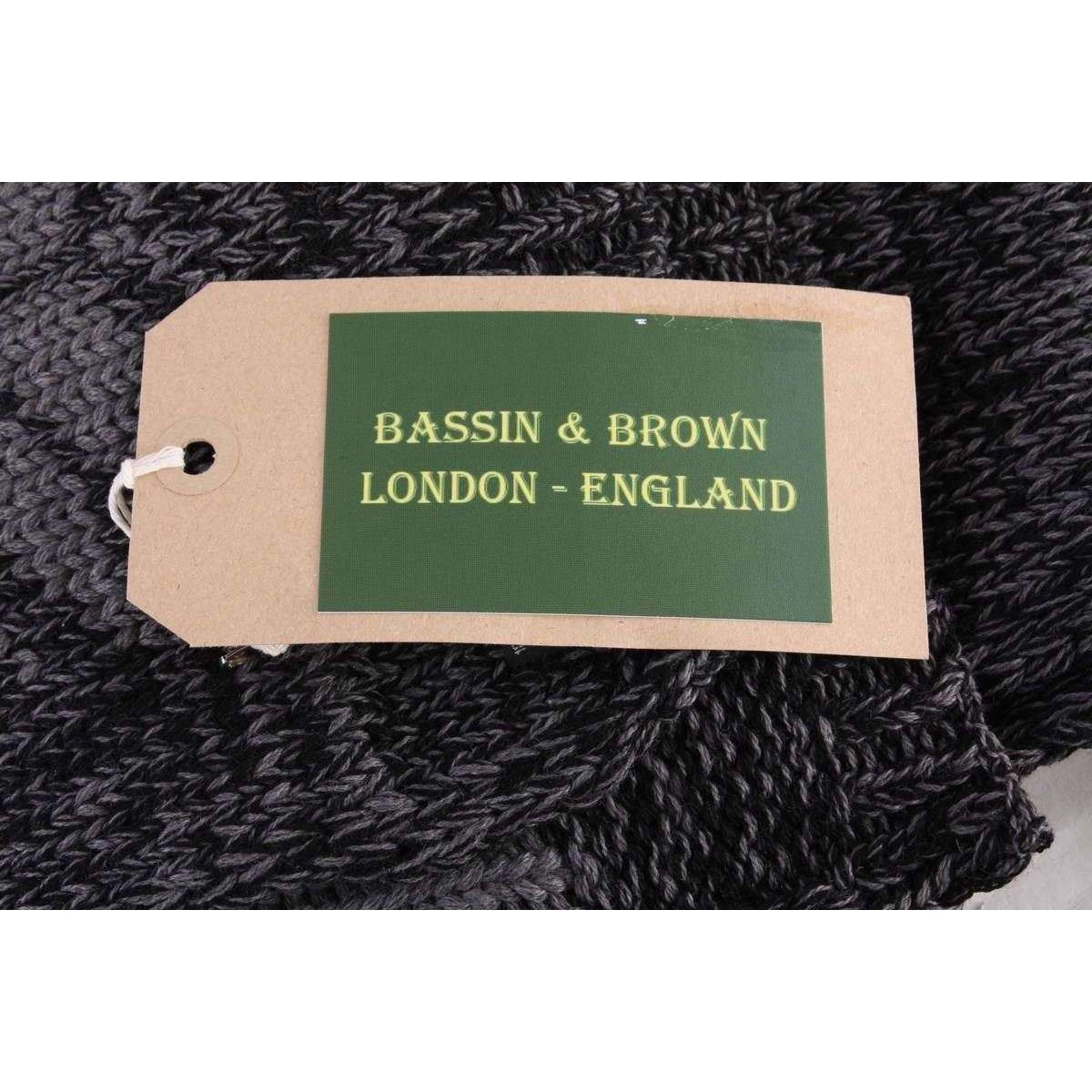 Bassin and Brown Temple Snowflake Wool Scarf - Grey - Image 5