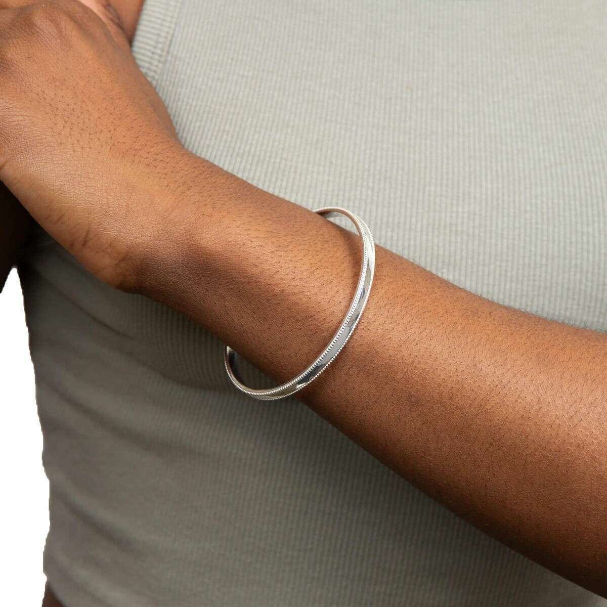 Beginnings Millegrain 5mm Bangle - Silver - Image 2