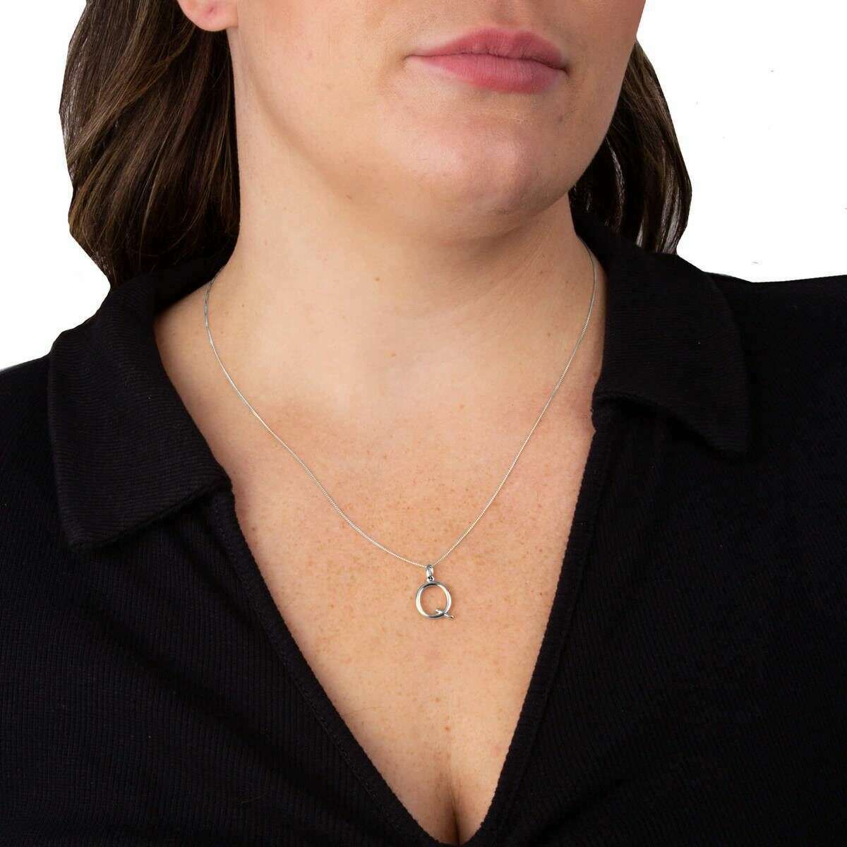 Beginnings Q Initial Pendant - Silver - Image 2