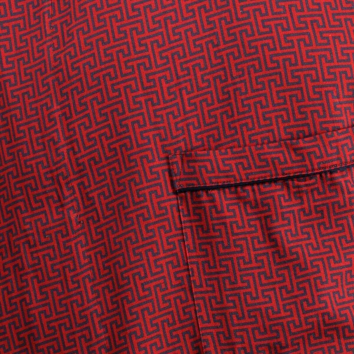 Bown of London Cambridge Lightweight Dressing Gown - Burgundy Labyrinth - Image 3