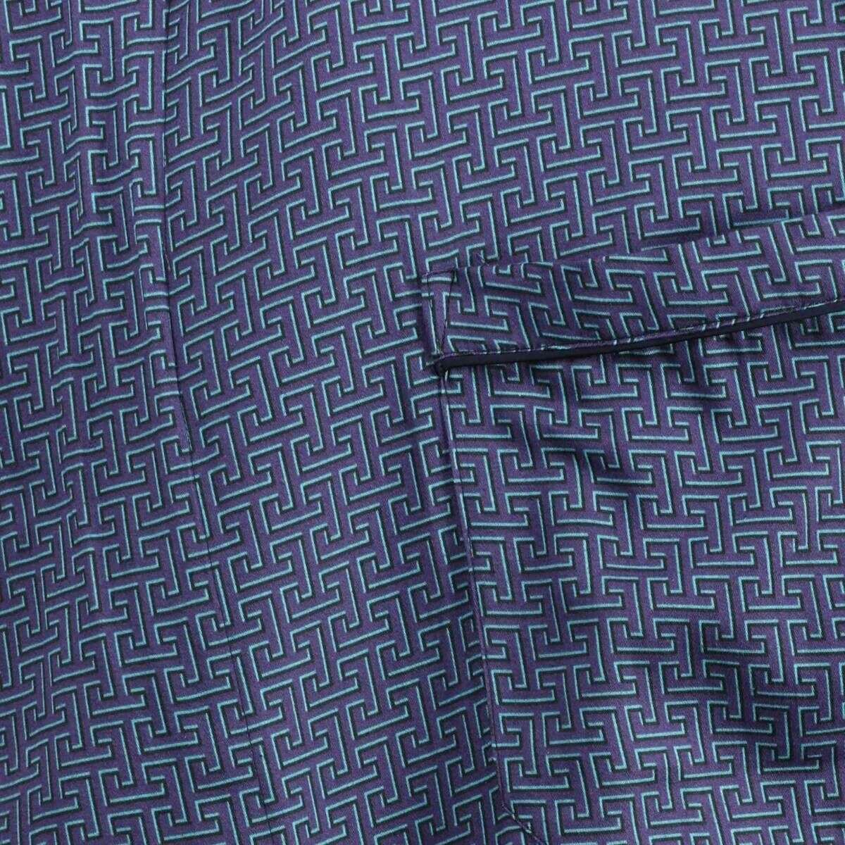 Bown of London Oxford Lightweight Dressing Gown - Blue Labyrinth - Image 3