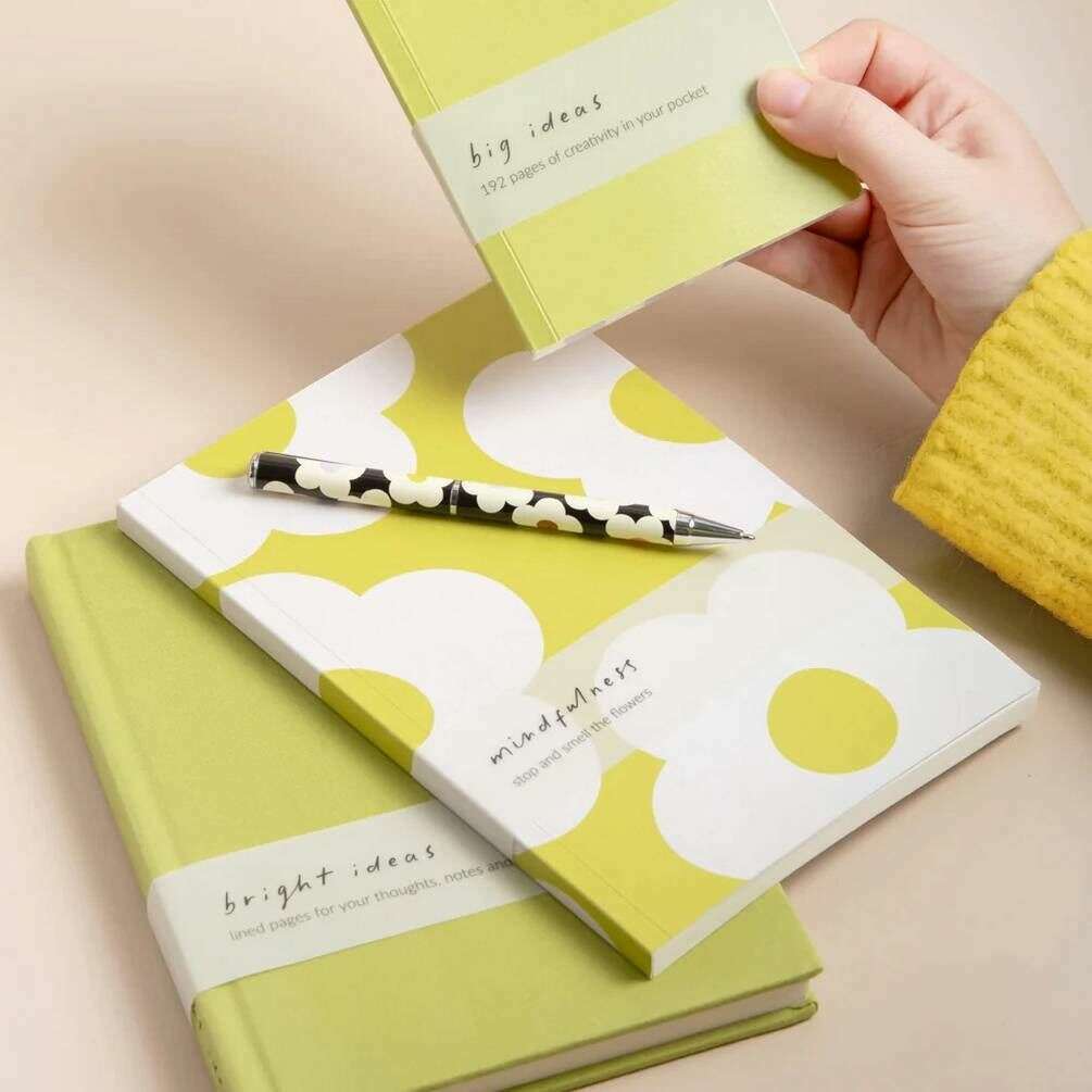 Caroline Gardner Flower A5 Softback Notebook - Green - Image 4