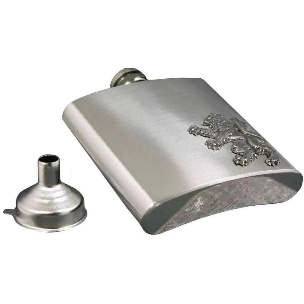 English Pewter Company 6oz Rampant Lion Badge Flask - Silver - Image 3