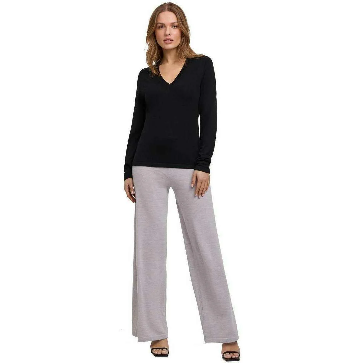 Falke Merino X-Fine V-Neck Sweater - Black - Image 6