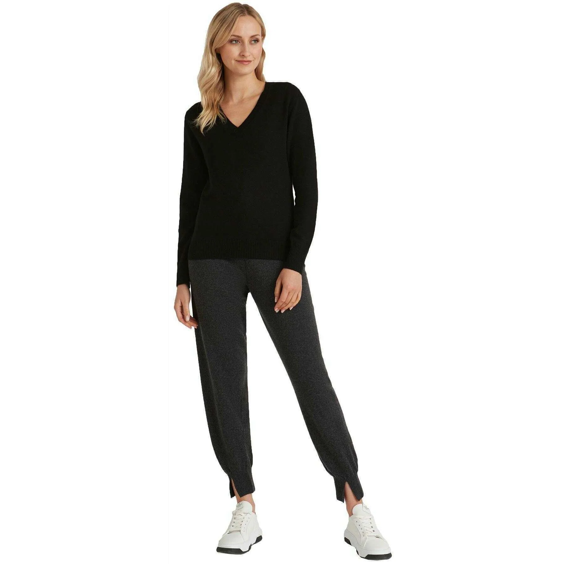 Falke Pure Cashmere V-Neck Sweater - Black - Image 6