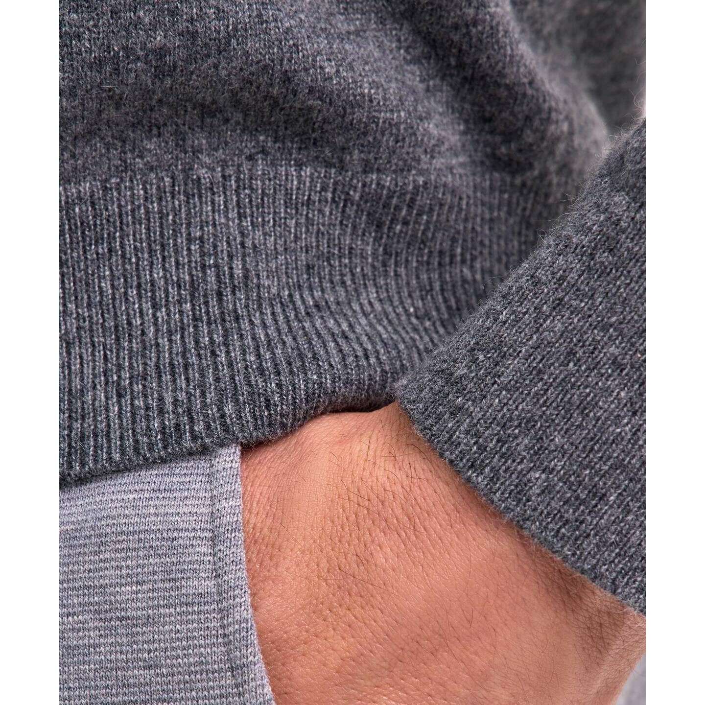 Falke Pure Cashmere V-Neck Sweater - Dark Grey Heather - Image 5