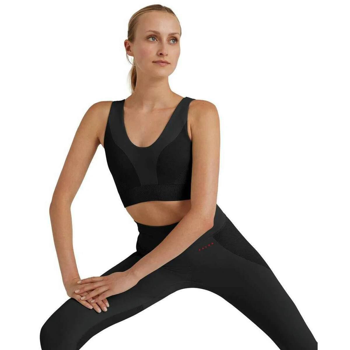 Falke Seamless Shape Sports Bra - Black - Image 4
