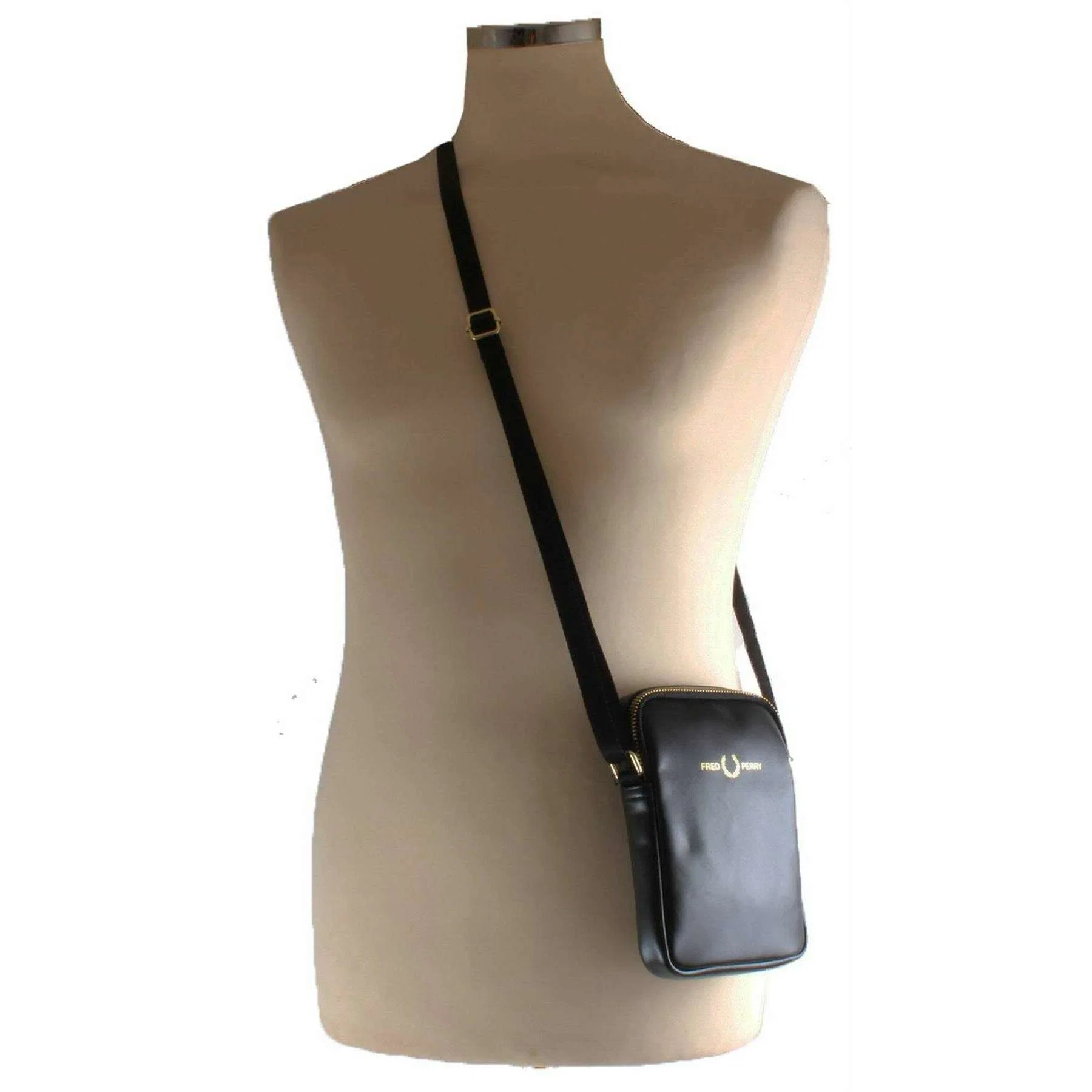Fred Perry Smooth Leather Small Side Bag - Black - Image 6