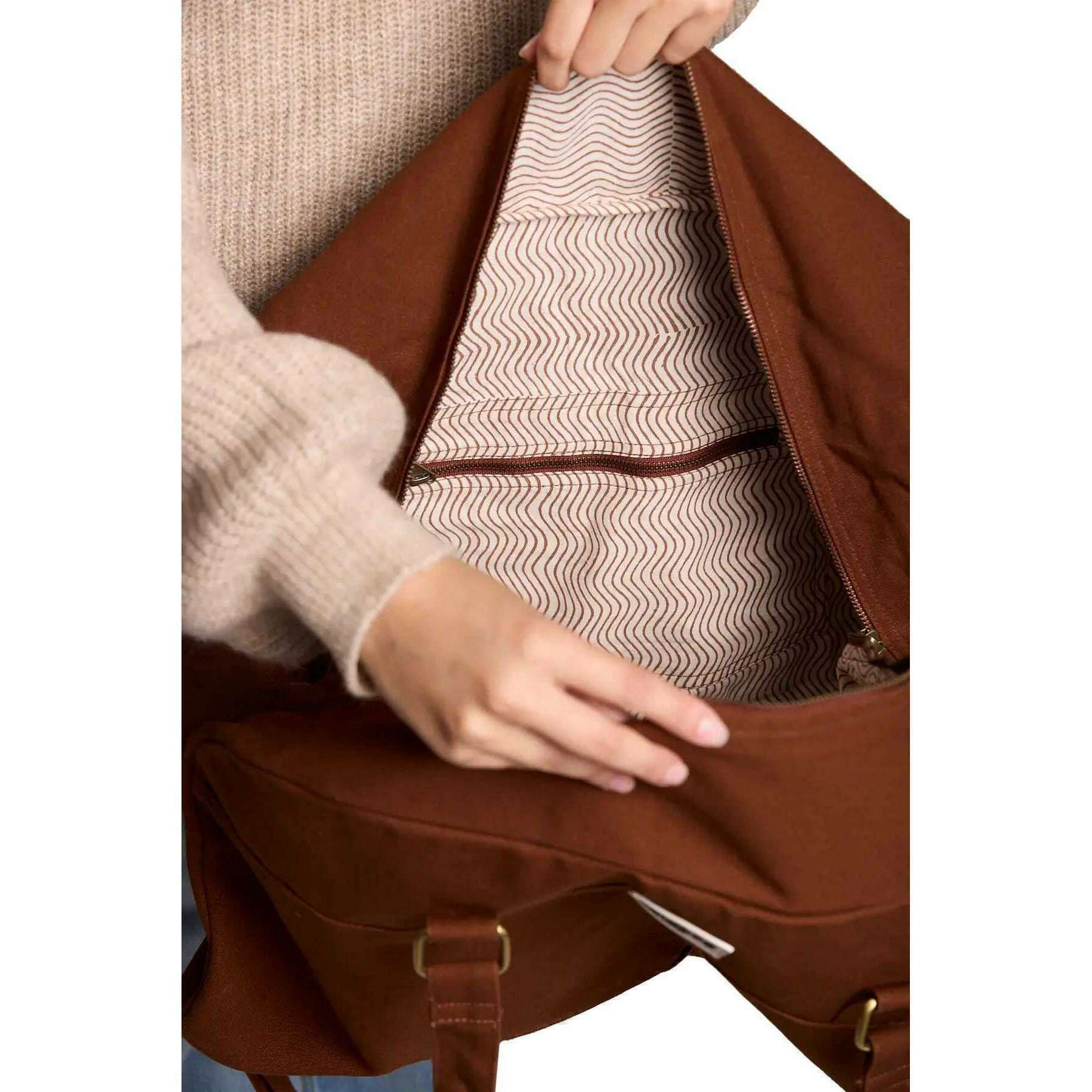 Hindbag Yves Large Travel Bag - Chocolate Brown - Image 3