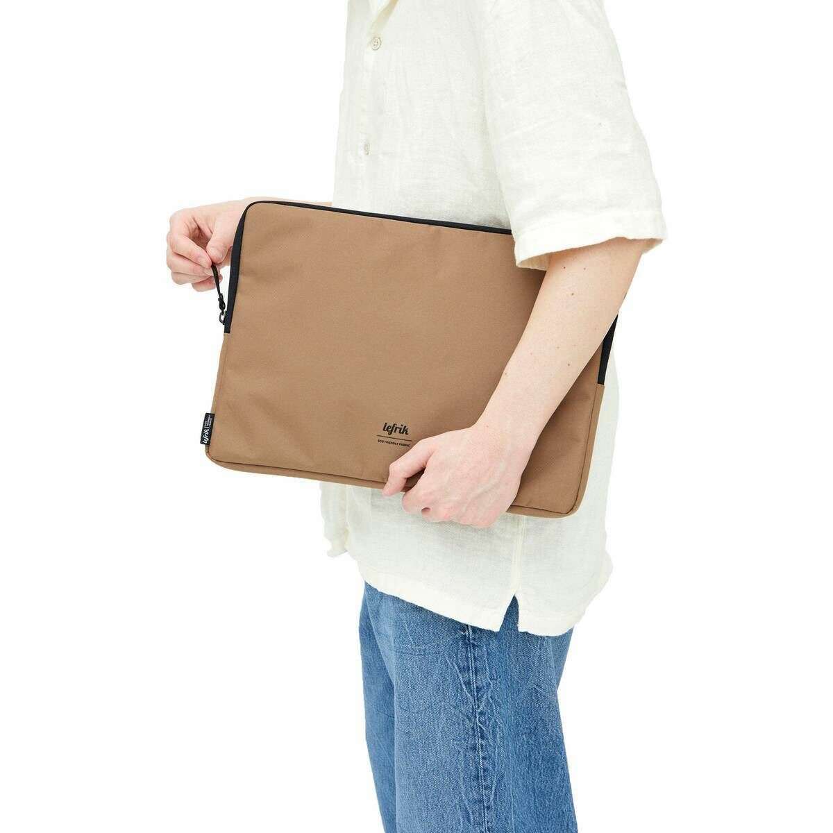 Lefrik Capture 13" Laptop Case - Camel Brown - Image 4