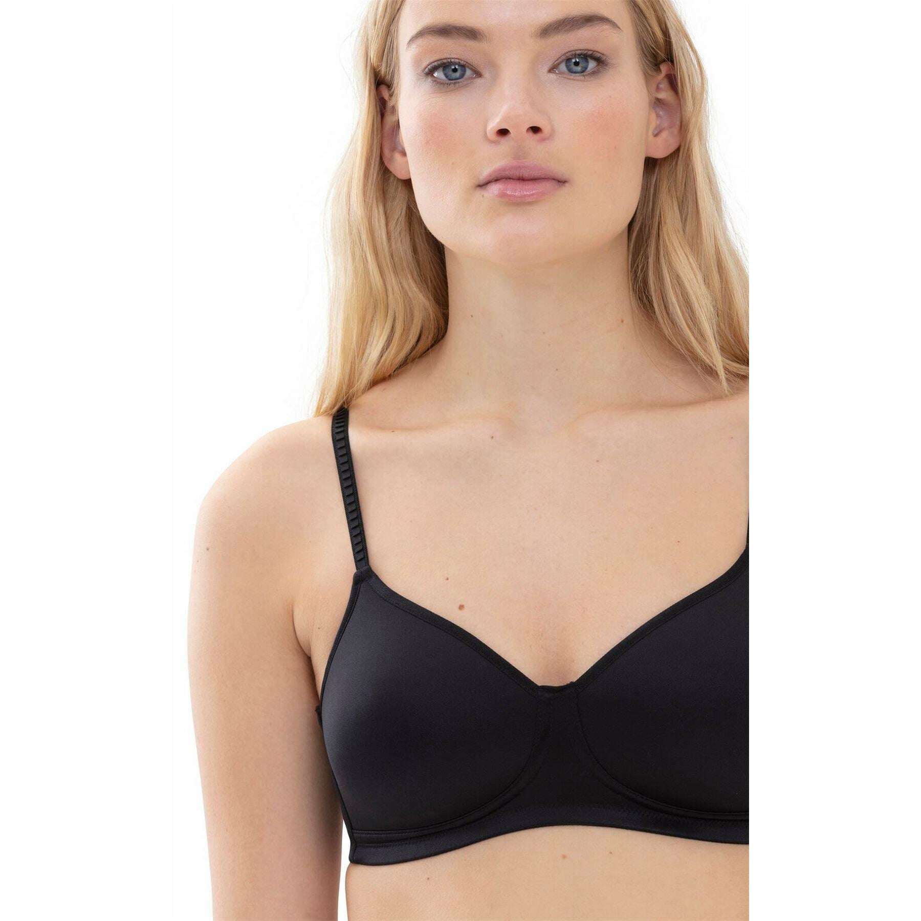 Mey Joan Non-Wired Spacer Bra - Black - Image 5