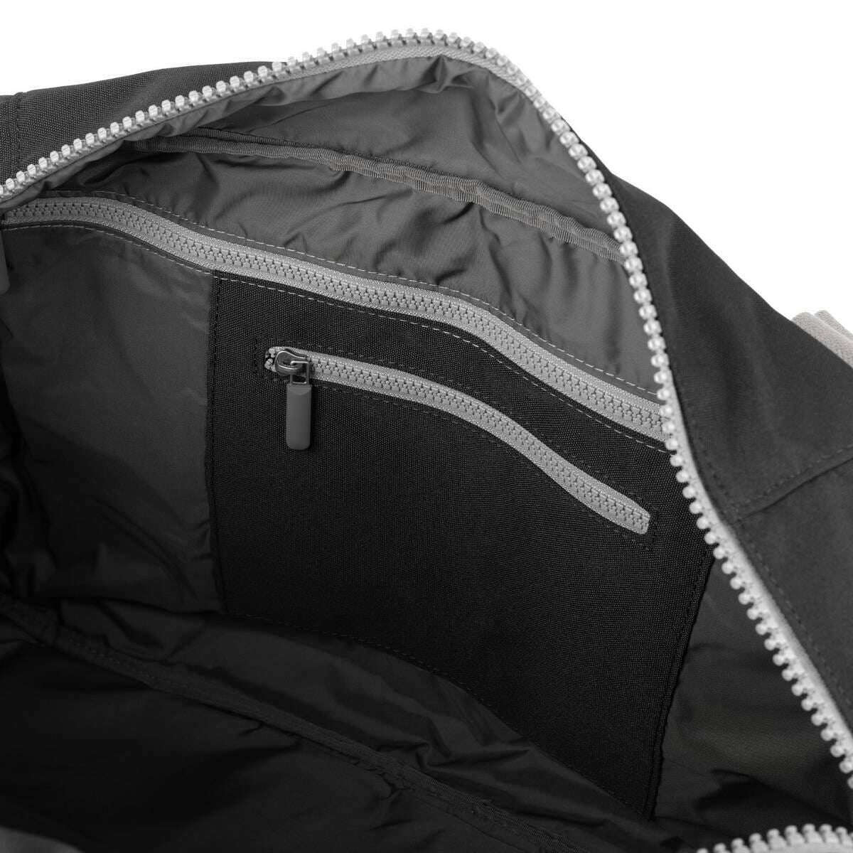 Roka Gatwick Medium Recycled Canvas Duffle Bag - Ash Black - Image 4