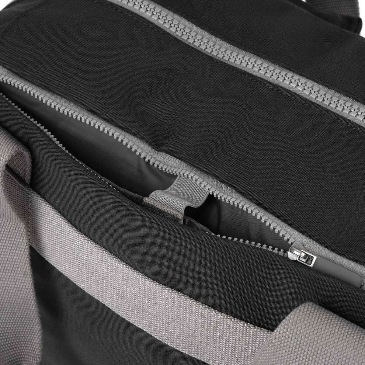 Roka Gatwick Medium Recycled Canvas Duffle Bag - Ash Black - Image 5