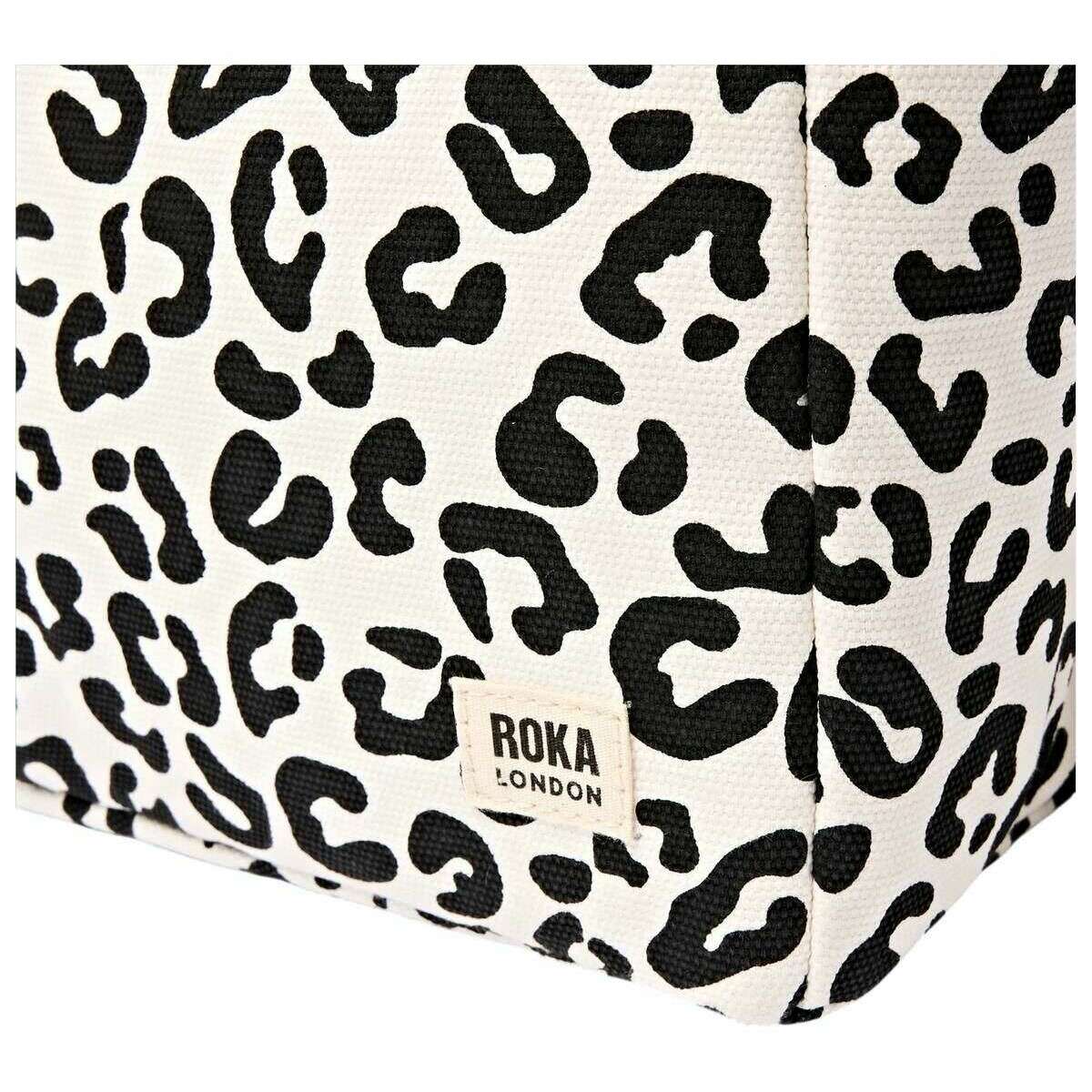 Roka Hampstead Cotton Canvas Lunch Bag - Summer Leopard White/Black - Image 7