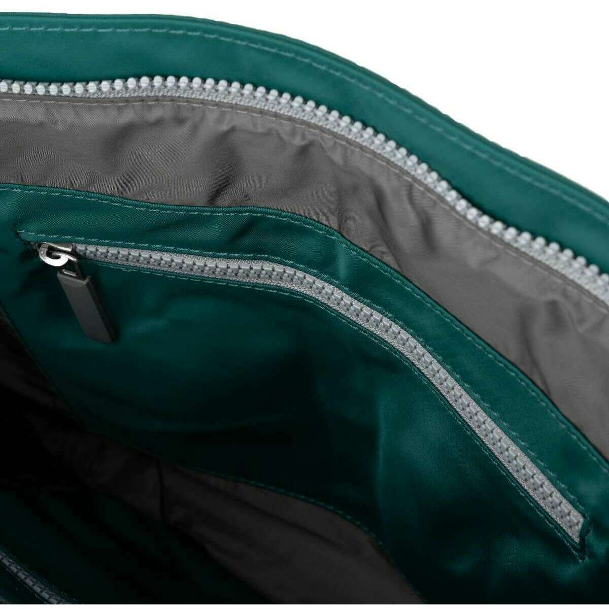 Roka Moorgate M Medium Recycled Nylon Crossbody Bag - Teal - Image 4