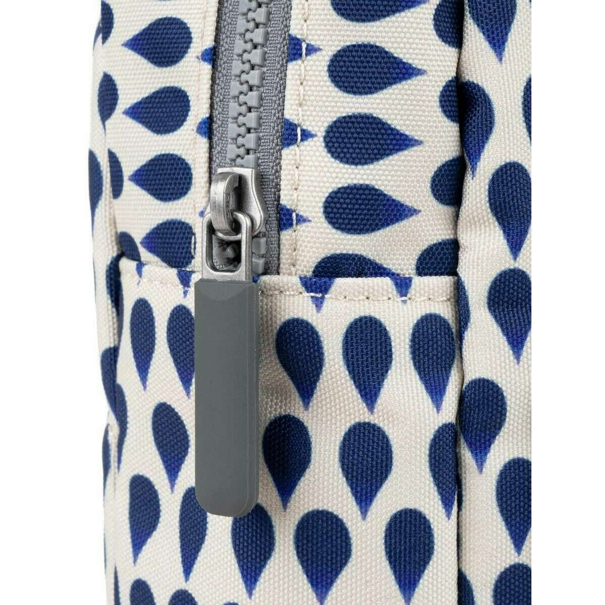 Roka Willesden B Large Denim Rain Recycled Canvas Scooter Bag - Blue/White - Image 5
