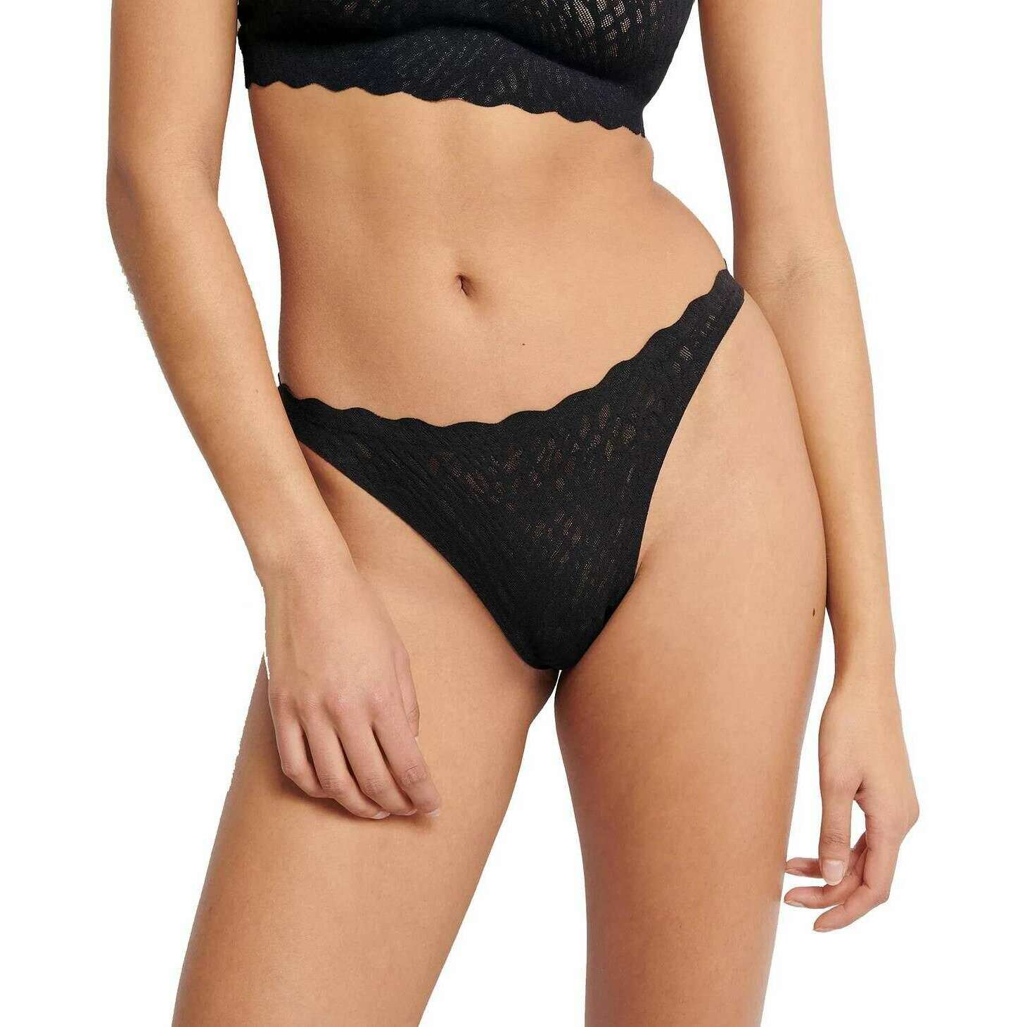 Sloggi Zero Feel Bliss String Thong - Black - Image 3