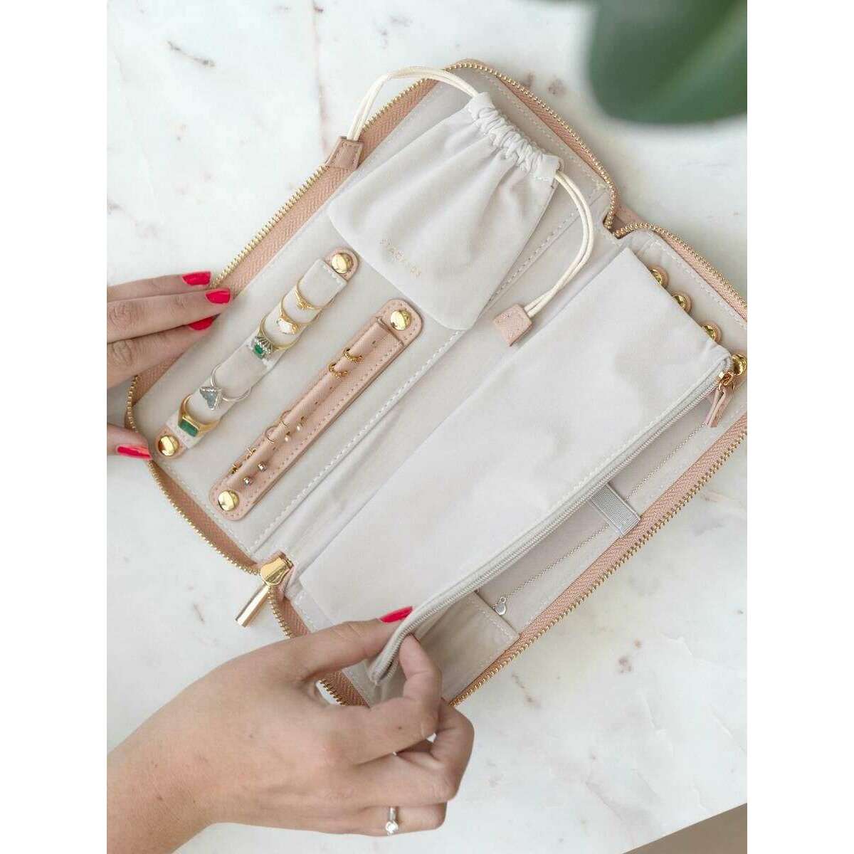 Stackers Classic Medium Jewellery Roll - Blush Pink/Gold - Image 5
