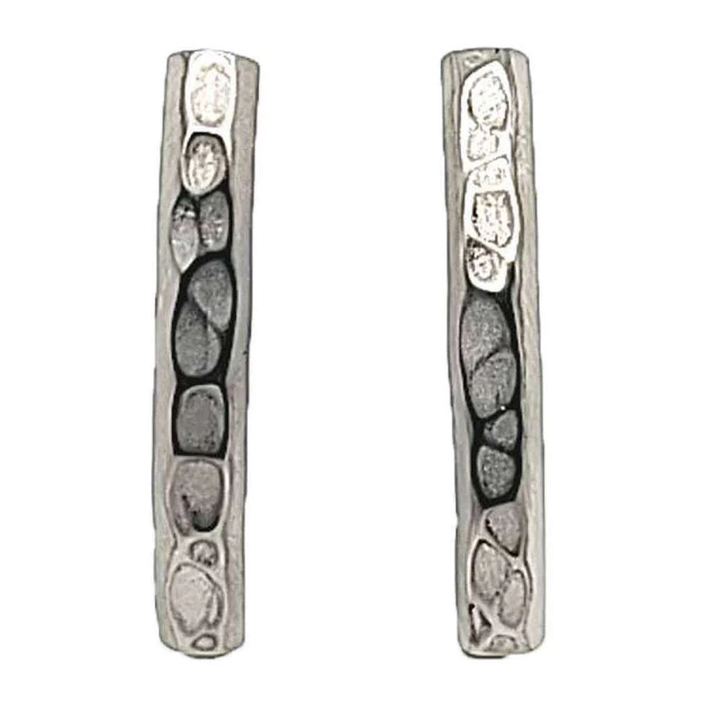Ti2 Titanium Ripple Stud Earrings - Natural Silver