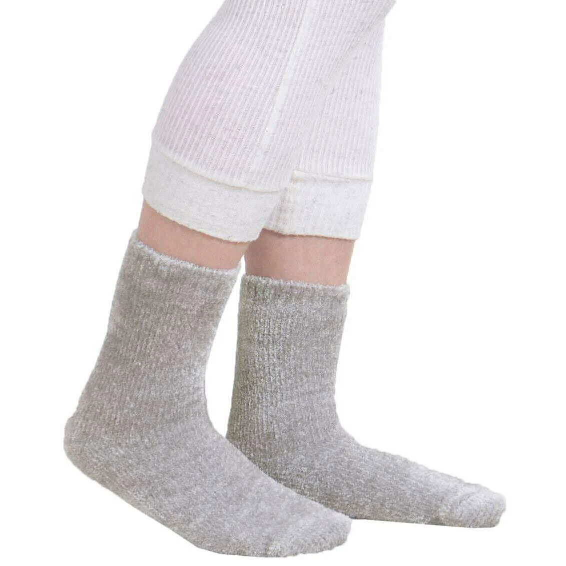 Totes Toasties 2 Pack Fair Isle and Chenille Supersoft Bed Socks - Grey/White - Image 4