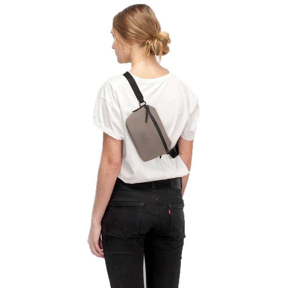 Ucon Acrobatics Lotus Infinity Jona Medium Crossbody Bag - Dark Sand Beige - Image 4